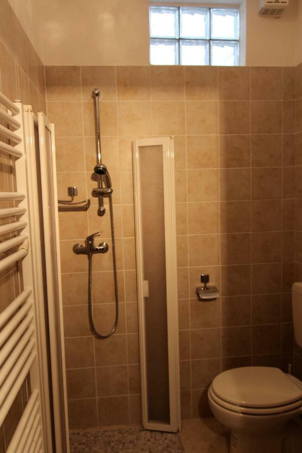 Via Di Roma 4 Apartment Ravenna Exterior photo