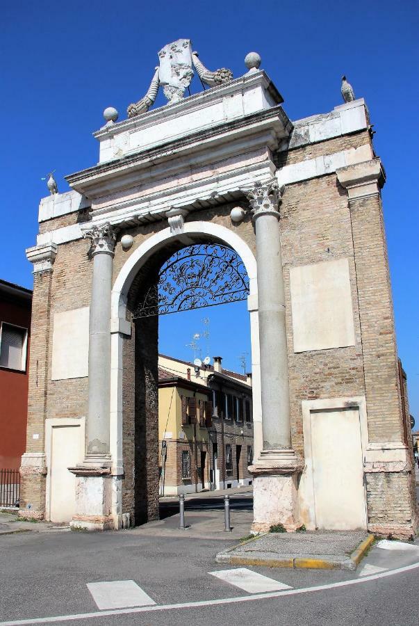 Via Di Roma 4 Apartment Ravenna Exterior photo